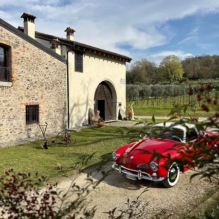 Aparthotel L'angelica Corte Palazzina, Country Retreat *