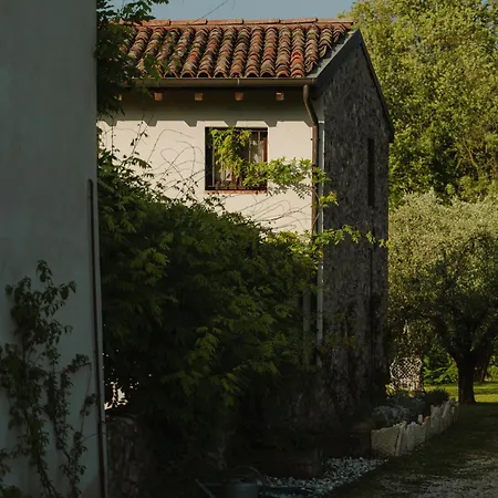 Aparthotel L'angelica Corte Palazzina, Country Retreat Salo